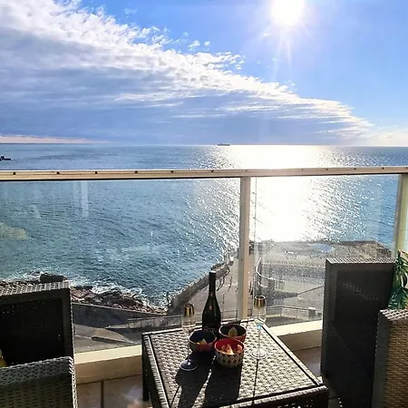 Le Marty 53 Un Balcon Sur La Centre Historique *