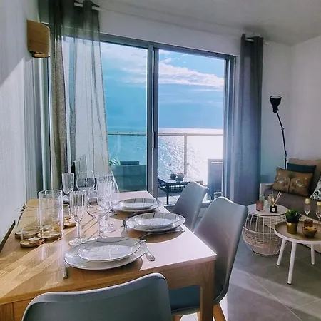 Le Marty 53 Un Balcon Sur La Centre Historique
