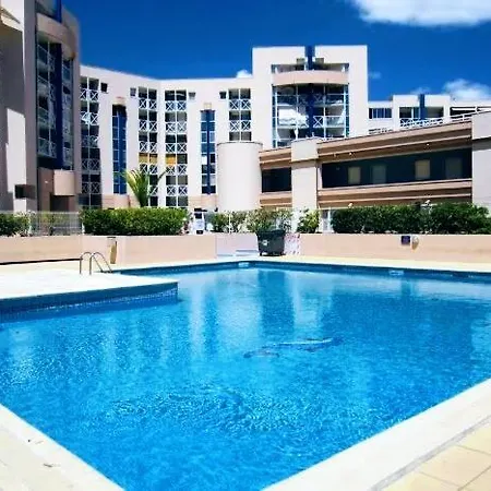 Le Marty 53 Un Balcon Sur La Centre Historique Apartament *